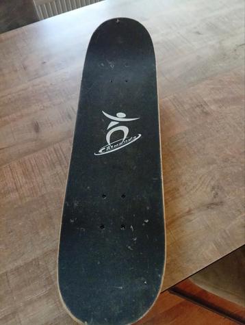 Mooi skateboard beschikbaar voor biedingen