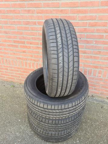 4 x 215/60/17 Kuhmo Ecsta Ps71 NIEUW 400,- Incl montage ! beschikbaar voor biedingen