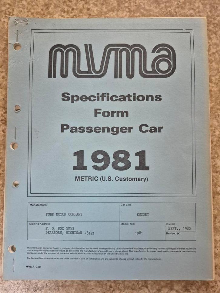 MVMA Specificaties 1981 Ford & Chevrolet, Boeken, Auto's | Boeken, Gelezen, Ford, Ophalen of Verzenden