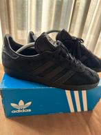 Mooie zgan Adidas Gazelle originals 43 2/3, Kleding | Heren, Schoenen, Zwart, Ophalen of Verzenden, Adidas Originals, Sneakers of Gympen