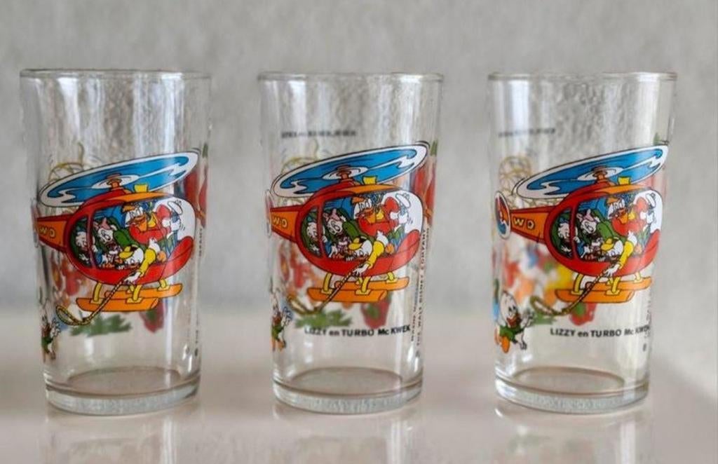 Drie glazen met Disney figuren, Verzamelen, Glas en Borrelglaasjes, Ophalen of Verzenden, Zo goed als nieuw, Bierglas