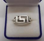 Zilveren vintage herenring met meander maat 20,5 nr.1539, Sieraden, Tassen en Uiterlijk, 20 of groter, Verzenden, Heer, Zo goed als nieuw