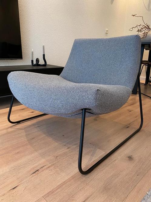 Nieuw gestoffeerd! DYYK CIELO grijs gemeleerd stof, Huis en Inrichting, Fauteuils, Zo goed als nieuw, Stof, Ophalen