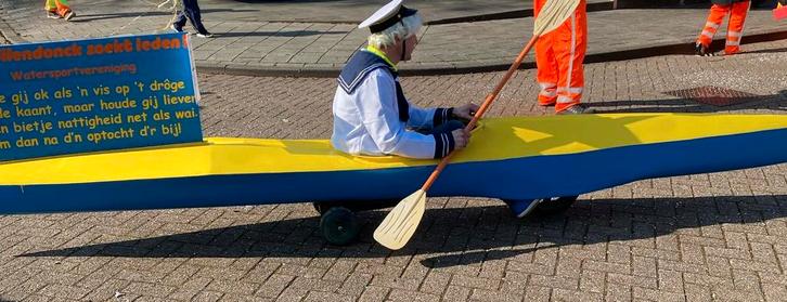 Kano kayak boot carnaval, Fietsen en Brommers, Overige Fietsen en Brommers, Zo goed als nieuw, Ophalen