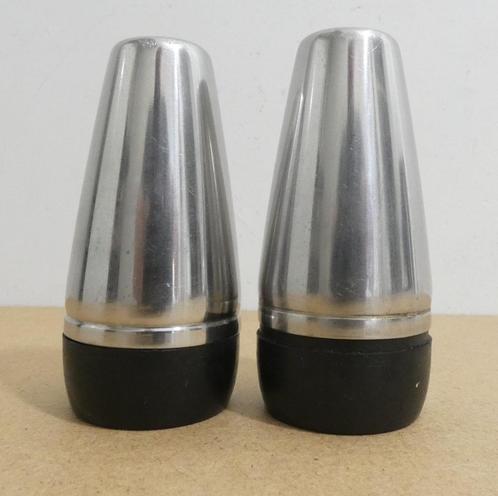 Zout en Peper shaker - Alessi [813], Huis en Inrichting, Keuken | Bestek, Gebruikt, Rvs of Chroom, Ophalen