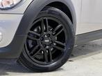 MINI Mini 1.6 Cooper Chili | Navigatie | Lichtmetalen Velgen, Voorwielaandrijving, Euro 5, Gebruikt, Zwart