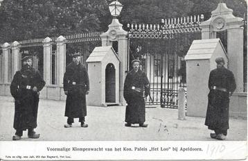 Apeldoorn, Voormalige Klompenwacht bij Paleis Het Loo, 1910 beschikbaar voor biedingen