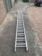 2 stuks 9m lange ladder 2 delig, Doe-het-zelf en Verbouw, Ladders en Trappen, Ophalen, Zo goed als nieuw, Minder dan 2 meter