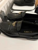 PRADA loafers twee stuks 37 ALLEEN VANDAAG, Ophalen, Zo goed als nieuw, Kwartet(ten)