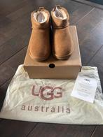 UGG ultra mini chestnut maat 38, UGG, Bruin, Lage of Enkellaarzen, Nieuw