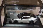 SALE !! PORSCHE 911 CARRERA 4 GTS 2020 SILVER Minichamps WRH, Hobby en Vrije tijd, Modelauto's | 1:18, Ophalen of Verzenden, Zo goed als nieuw