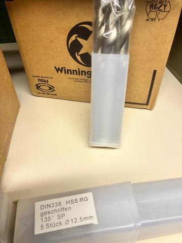 Metaalboren beschikbaar voor biedingen