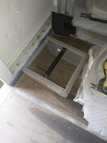 Stoel onderstel console T4 transporter zwart grijs oud nieuw beschikbaar voor biedingen