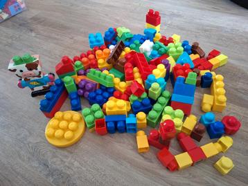 Megabloks  ongeveer 150 stuks beschikbaar voor biedingen