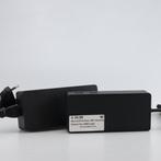 Microsoft Surface 1661 Docking Station Incl. 90W Lader, Microsoft, Zo goed als nieuw, Support@microsoft.com, Microsoft Corporation
One Microsoft Way
Redmond, WA 98052-6399
USA