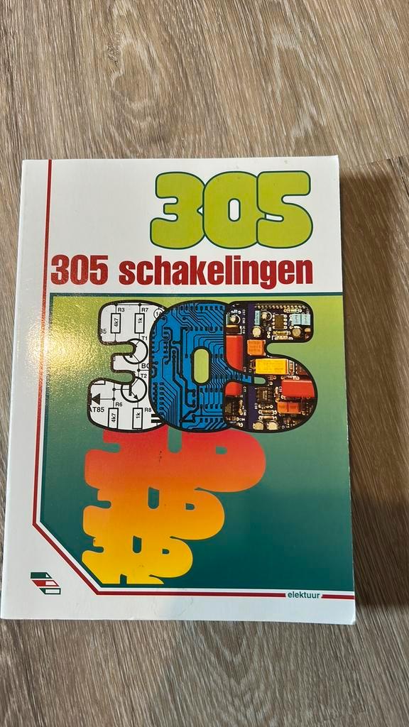 305 schakelingen, Boeken, Hobby en Vrije tijd, Zo goed als nieuw, Ophalen of Verzenden