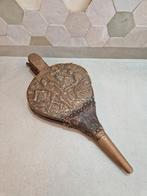 Antieke Blaasbalg met Reliëf, Antiek en Kunst, Antiek | Gereedschap en Instrumenten, Ophalen of Verzenden