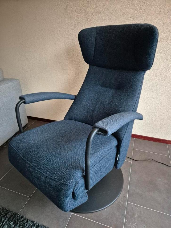 Sta op stoel van Prominent., Huis en Inrichting, Stoelen, Zo goed als nieuw, Eén, Stof, Blauw, Ophalen of Verzenden