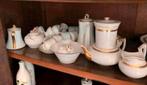 Servies groot Antiek servies gemerkt met ?? La Fluing ?, Antiek en Kunst, Ophalen of Verzenden