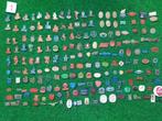 190 speldjes uit de jaren '60 en '70, Ophalen of Verzenden, Gebruikt, Overige onderwerpen, Speldje of Pin