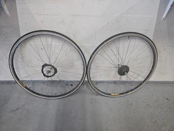 Campagnolo Record wielset. Mavic Paris Roubaix beschikbaar voor biedingen