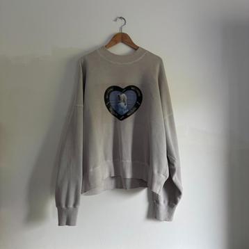 WE11DONE Thermo Sensitive Polar Bear Sweatshirt 'Ivory' Trui beschikbaar voor biedingen