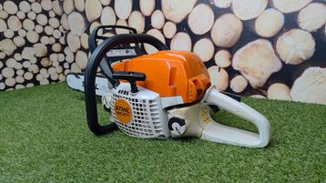 ZEER NETTE Stihl MS 271 Professionele Benzine Kettingzaag  beschikbaar voor biedingen