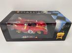 Shell Classico 1972 1:18 Ferrari 312 P & Racing fuel pump, Hobby en Vrije tijd, Modelauto's | 1:18, Ophalen of Verzenden, Nieuw