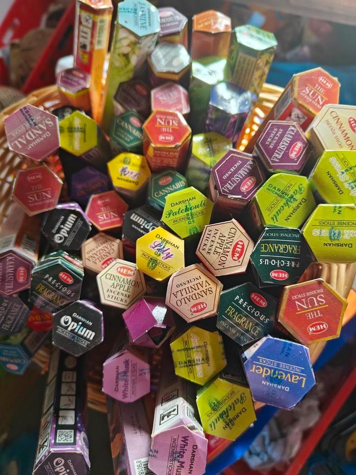 Wierook assortiment - Diverse geuren, Huis en Inrichting, Woonaccessoires | Kandelaars en Kaarsen, Nieuw, Kaars, Minder dan 25 cm