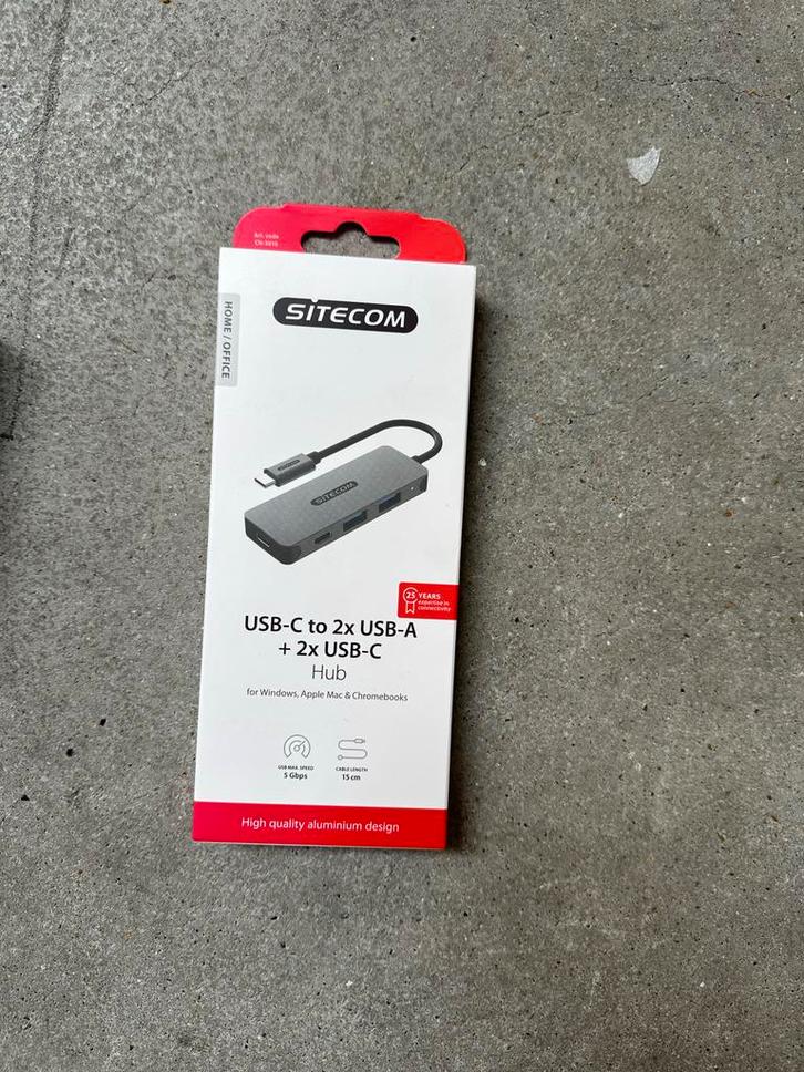 Sitecom USB-C Hub - 2x USB-A + 2x USB-C - Nieuw, Computers en Software, Dockingstations, Nieuw, USB-hub, Laptop, Ophalen of Verzenden