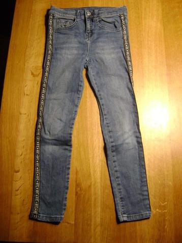 Skinny jeans maat 128 beschikbaar voor biedingen
