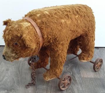 Om1900-1920 Grote merk BING Germany Beer op Wielen Teddybeer beschikbaar voor biedingen