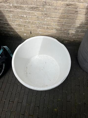 Metselkuip beschikbaar voor biedingen