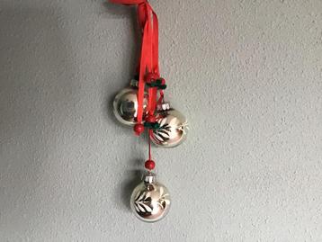 Vintage GDR glazen kerstballen tros / deurhanger. beschikbaar voor biedingen
