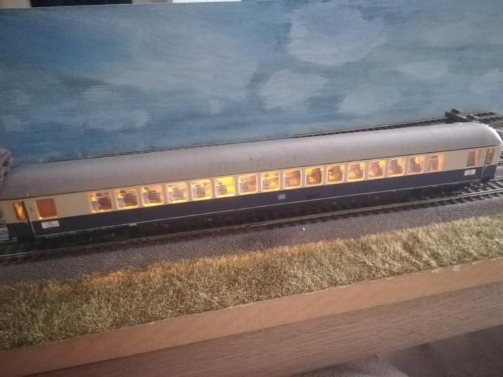 ADE personenrijtuig, Hobby en Vrije tijd, Modeltreinen | H0, Zo goed als nieuw, Wagon, Gelijkstroom, Overige merken, Ophalen of Verzenden