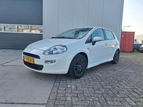 Fiat Punto 0.9 Twinair 74KW 5DR 2014 nieuwe apk, Auto's, Fiat, Bedrijf, Punto, ABS, Airbags, Airconditioning, Bluetooth, Centrale vergrendeling