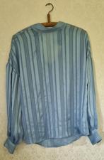 Lichtblauwe doorschijnende blouse mat lange mouw maat 40, Kleding | Dames, Blouses en Tunieken, Maat 38/40 (M), H&M, Blauw, Ophalen of Verzenden