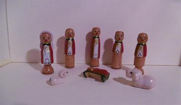 Oude houten Duits kerstgroep miniaturen pop Maria lam schaap beschikbaar voor biedingen