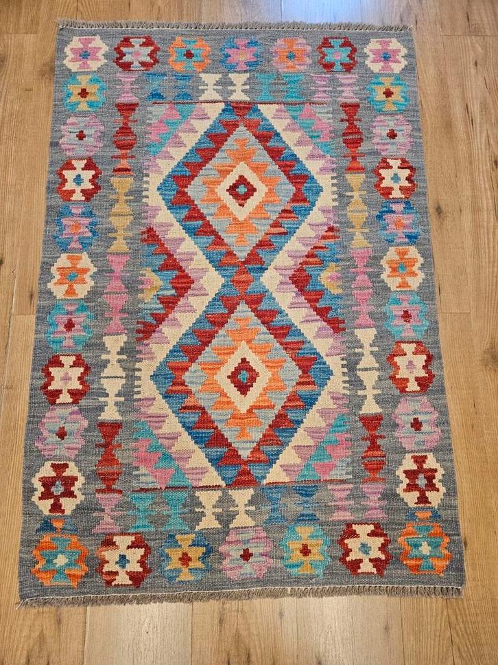 Handgeweven oosterse wollen kelim 121x83, Huis en Inrichting, Stoffering | Tapijten en Kleden, Nieuw, 50 tot 100 cm, 100 tot 150 cm