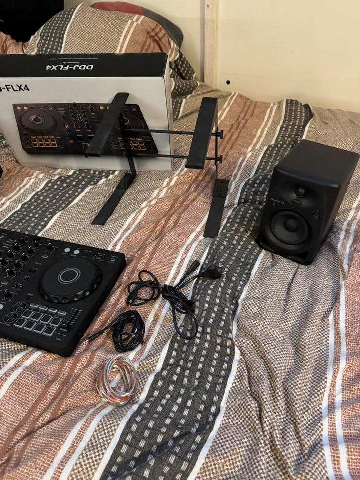 Ddj flx4 set, Muziek en Instrumenten, Dj-sets en Draaitafels, Zo goed als nieuw, Pioneer, Ophalen