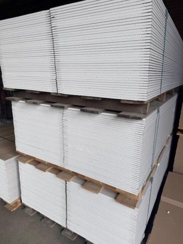 KNAUF gipsplaat AK 12,5 mm 60 x 300 cm vanaf € 6,50 per stuk beschikbaar voor biedingen