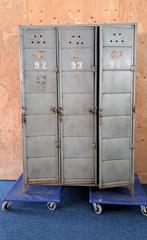 Legerkast, lockerkast, donkergrijs, 3-deurs, 120*50*180, Huis en Inrichting, Kasten | Lockerkasten, Gebruikt, ., Ophalen of Verzenden
