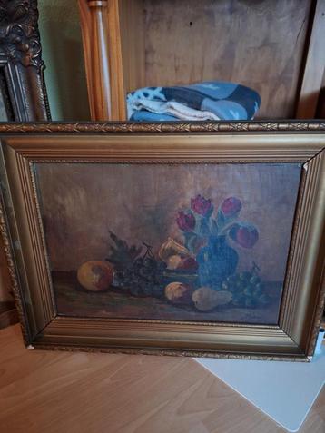 Stilleven met fruit en bloemen beschikbaar voor biedingen