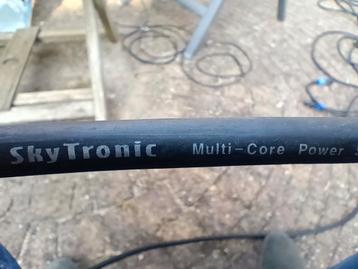 Sky Tronic multicore power speaker kabels. 10 en 5 meter beschikbaar voor biedingen