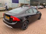 Volvo S60 T3 Kinetic | Navigatie | PDC Achter | Bluetooth |, Auto's, Voorwielaandrijving, Stof, Zwart, 4 cilinders