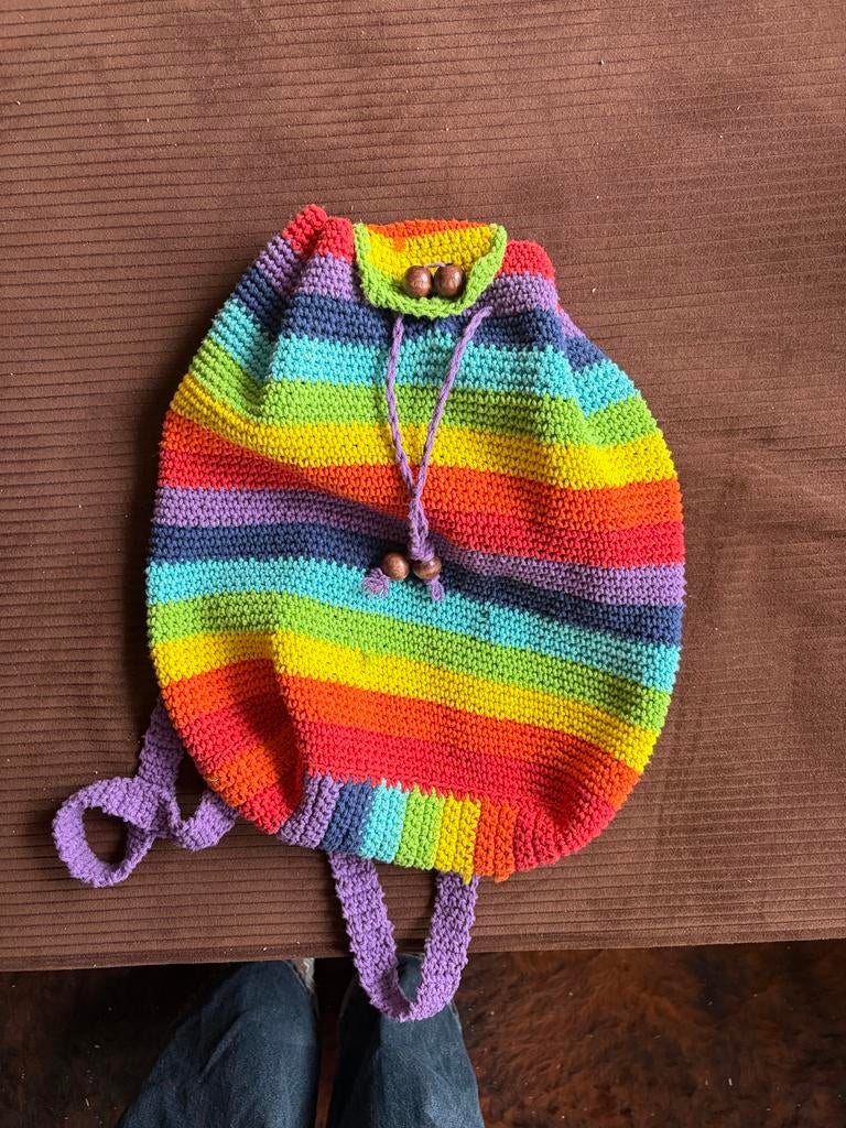 Regenboog Rugzak Gebreid - Hippie Stijl LGBT Pride, Overige merken, 25 tot 40 cm, Ophalen of Verzenden, Zo goed als nieuw