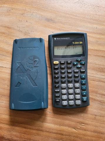 Texas Instruments TI-30X IIB rekenmachine calculator beschikbaar voor biedingen
