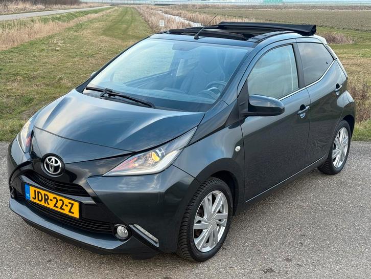 Toyota Aygo CABRIO, Auto's, Toyota, Particulier, Aygo, Achteruitrijcamera, Airbags, Airconditioning, Apple Carplay, Bluetooth