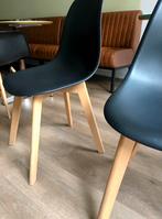 Kuipstoelen zwart met hout, Huis en Inrichting, Stoelen, Verzenden, Zo goed als nieuw, Zwart, Hout