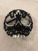 Halloween Masker - Kant & Kristal, Ophalen of Verzenden, Zo goed als nieuw, Halloween, Accessoires